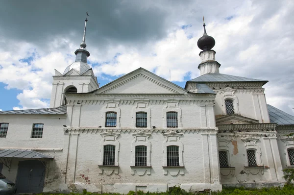 Igrejas e mosteiros em Suzdal — Fotografia de Stock