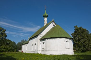 Kiliseler ve Manastırlar içinde suzdal