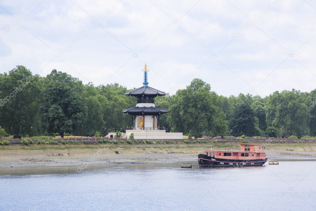 Chelsea peace pagoda river thames london