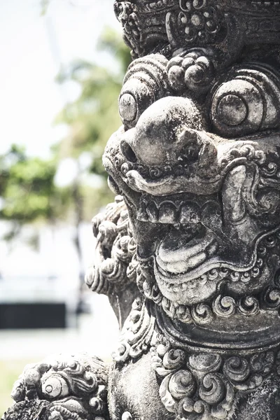 Detalhe da estátua de arte do templo de Bali — Fotografia de Stock