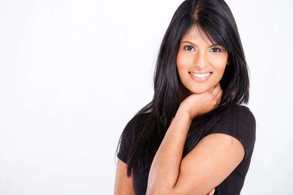 Jovem mulher indiana atraente — Fotografia de Stock