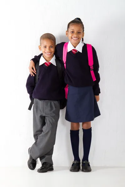 Dois alunos primários — Fotografia de Stock