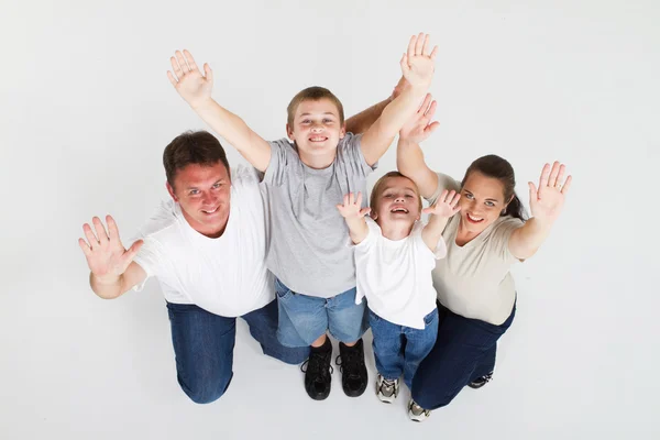 Familia feliz de cuatro —  Fotos de Stock