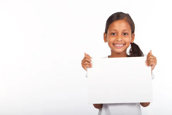 Africká americká dívka drží bílou tabuli — Stock fotografie