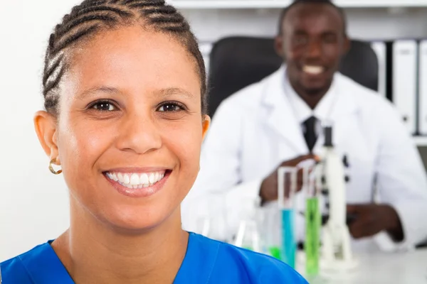 Pesquisadores médicos afro-americanos — Fotografia de Stock