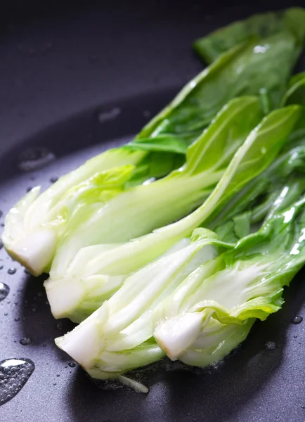 Bok choy stir fry on pan — Stock Photo, Image
