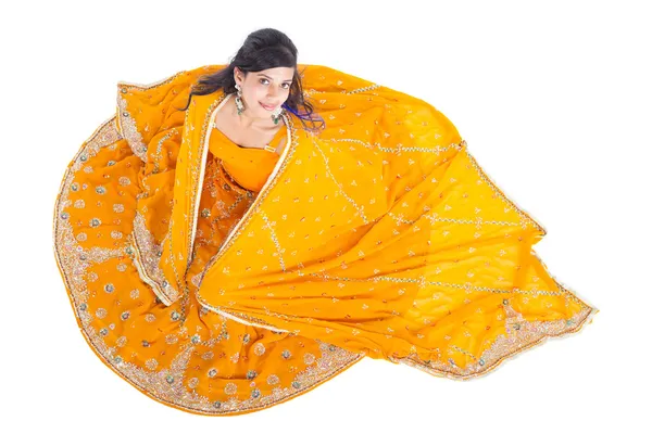 Indianerin in traditioneller Kleidung sari — Stockfoto