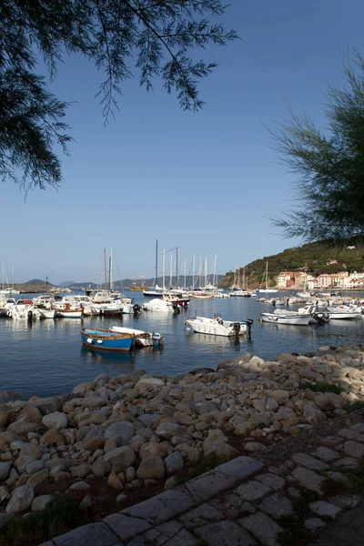 Csónakok, alkonyat, Marciana Marina, Elba-sziget — Stock Fotó