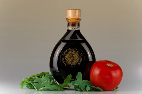 Traditional balsamic vinegar of Modena — Stock Photo, Image