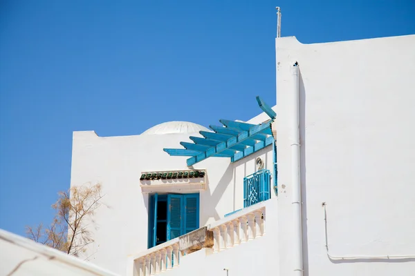 Traditional Tunisian windows in Djerba — Stock Photo, Image