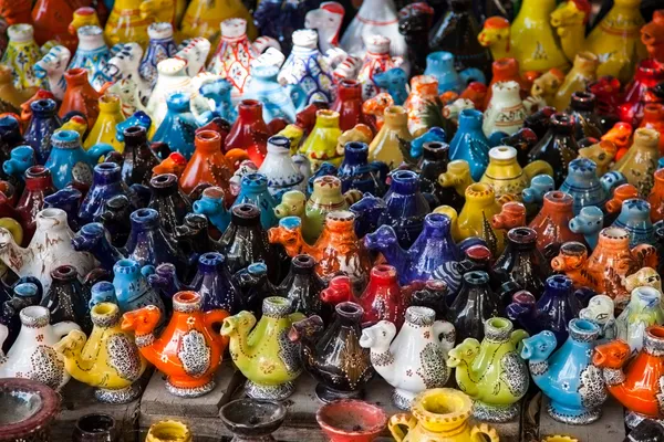 Kerzenständer aus Tunesien, Kamelform auf dem Markt — Stockfoto