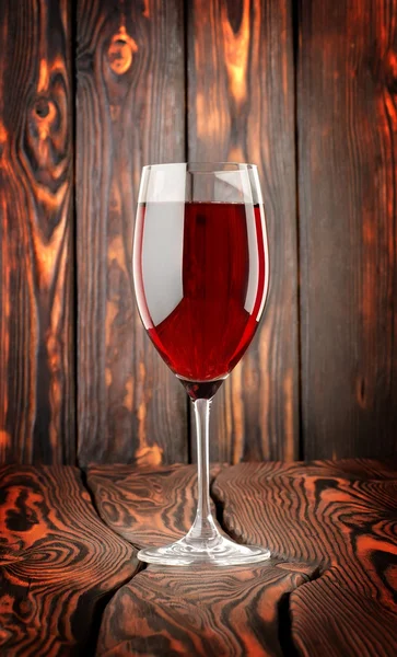 Bir kadeh kırmızı şarap. — Stok fotoğraf