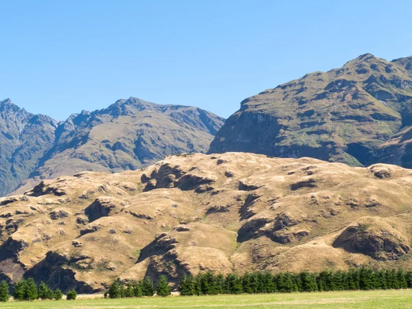 Terreno montanhoso perto de Wanaka Southern Alps NZ — Fotografia de Stock