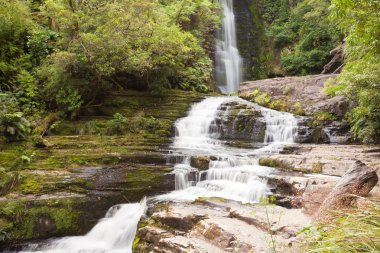 Yeni Zelanda catlins bölgede McLean düşüyor