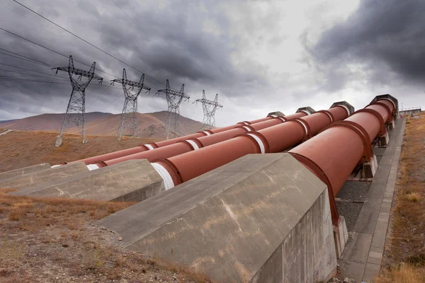 Usina hidrelétrica no conceito de energias renováveis — Fotografia de Stock