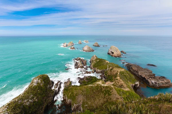 Ponto de Nugget rochoso bonito de NZ Catlins Coast — Fotografia de Stock