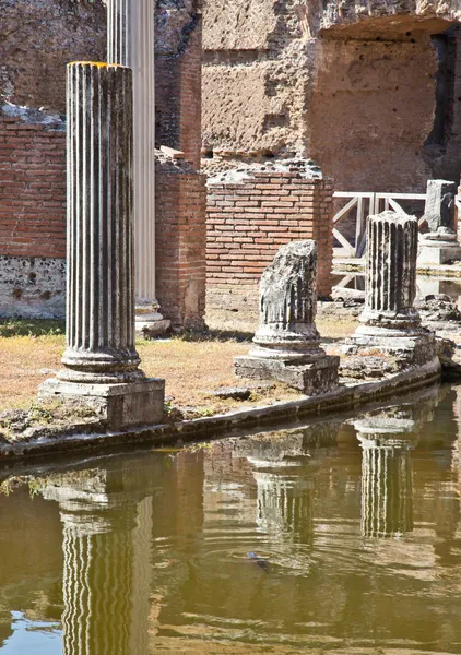 रोमन स्तम्भों — स्टॉक फ़ोटो, इमेज
