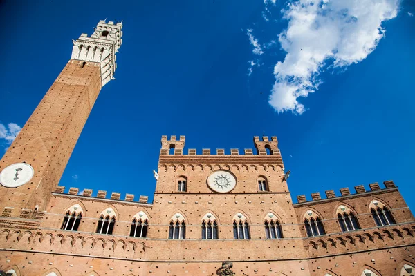 Siena - palazzo comunale, Włochy — Zdjęcie stockowe