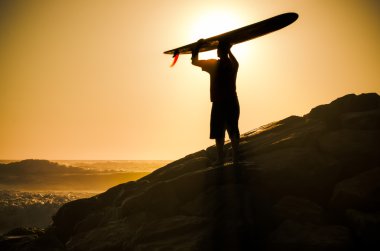 dalgaları seyretmekten longboarder