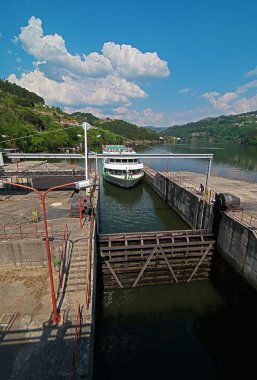 Carrapatelo dam, Douro region, Portugal clipart