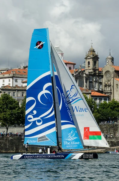 The Wave - Muscat compete in the Extreme Sailing Series — Stock Photo, Image