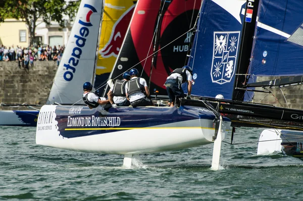 Groupe Edmond de Rothschild compete in the Extreme Sailing Serie — Stock Photo, Image
