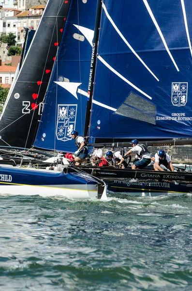 Groupe Edmond de Rothschild compiten en la Extreme Sailing Serie — Foto de Stock