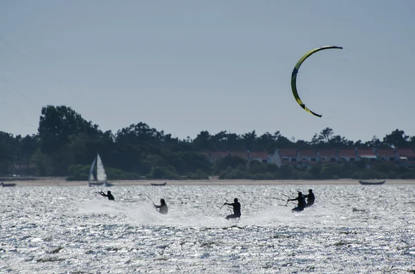 Účastníci v portugalské národní kitesurf mistrovství 20 — Stock fotografie