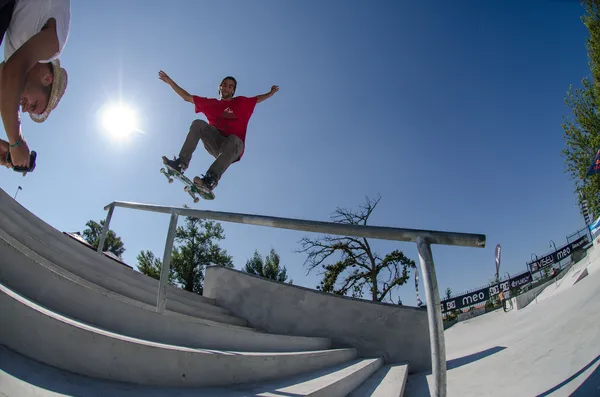 Andre Pereira on a FS Nose Grind — Stock Photo, Image