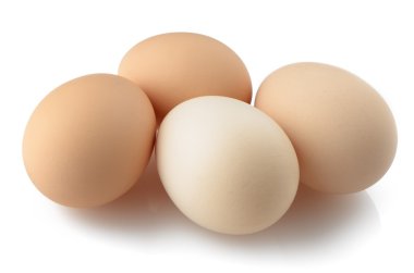 dört yumurta beyaz