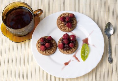 çay drinking.sweet bir tatlı