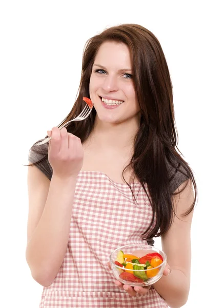Młoda kobieta je sałatkę — Zdjęcie stockowe