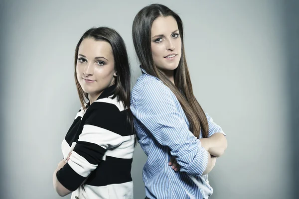 Portret van twee tieners — Stockfoto