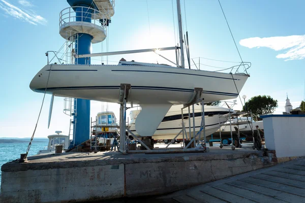 Stock image Yachts service and shipyard in port