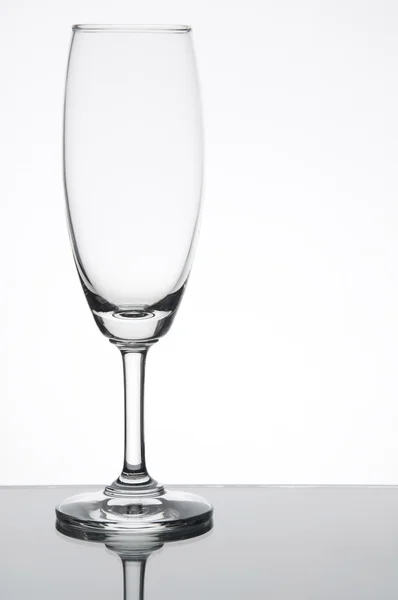 Пустой бокал шампанского — стоковое фото