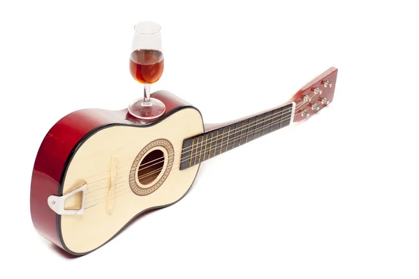 Guitarra e vinho — Fotografia de Stock