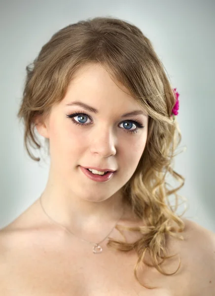 stock image Studio Portrait of Young Teenager Girl / with hairstyle and ligh