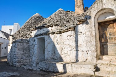 Alberobello 'nun çardağı. Puglia. İtalya..