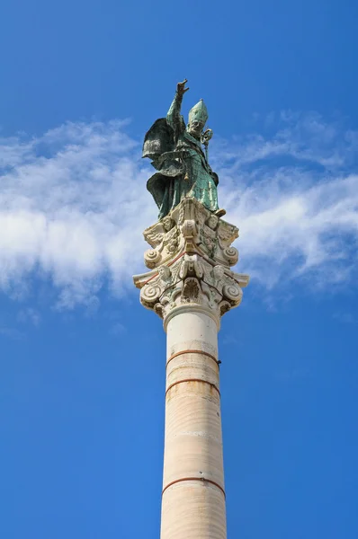 Columna de San Oronzo. Lecce. Puglia. Italia . —  Fotos de Stock