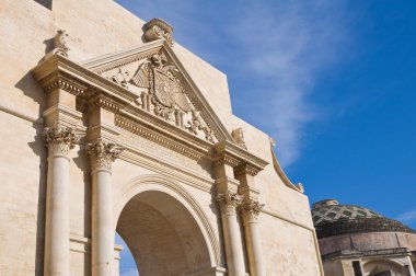 Napoliten bir kapı. Lecce. Puglia. İtalya.