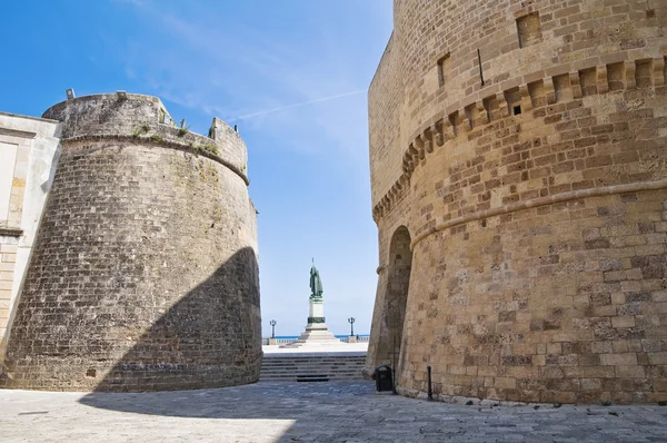 Alfonsina wieży. Otranto. Puglia. Włochy. — Zdjęcie stockowe