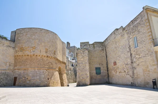 Alfonsina kulesi. Otranto. Puglia. İtalya. — Stok fotoğraf