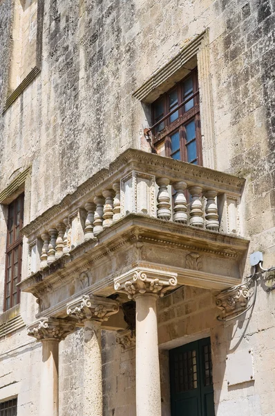 Palacio ducal de Castromediano-Limburgo. Cavallino. Puglia. Italia . —  Fotos de Stock