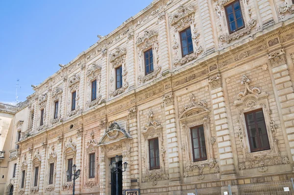 Palácio Celestines. Lecce. Puglia. Itália . — Fotografia de Stock