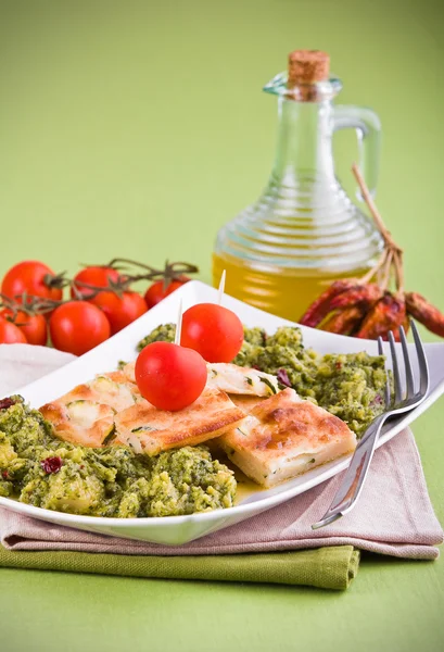 Zucchini focaccia with broccoli. — Stock Photo, Image