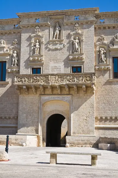 De monti hrad corigliano d'otranto. Puglia. Itálie. — Stock fotografie