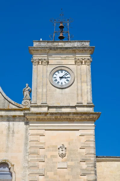 Torre dell'orologio. Melpignano. Puglia. Italia . — Foto Stock