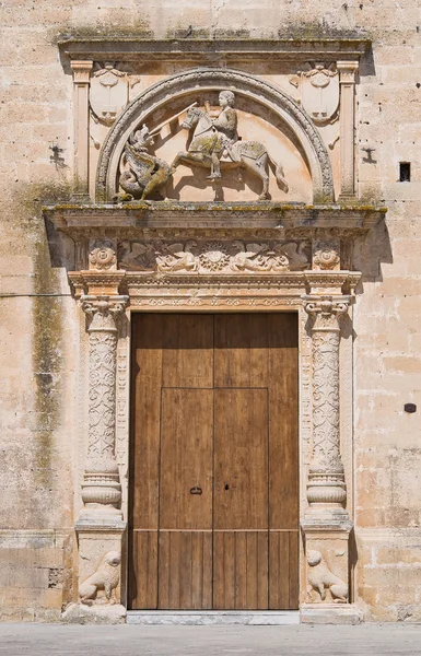 Matka kostel San giorgio. Melpignano. Puglia. Itálie. — Stock fotografie