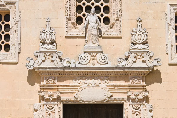 Kostel Nanebevzetí Panny Marie. Melpignano. Puglia. Itálie. — Stock fotografie