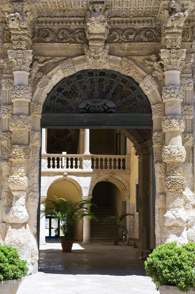 Palácio Della Marra. Barletta. Puglia. Itália . — Fotografia de Stock